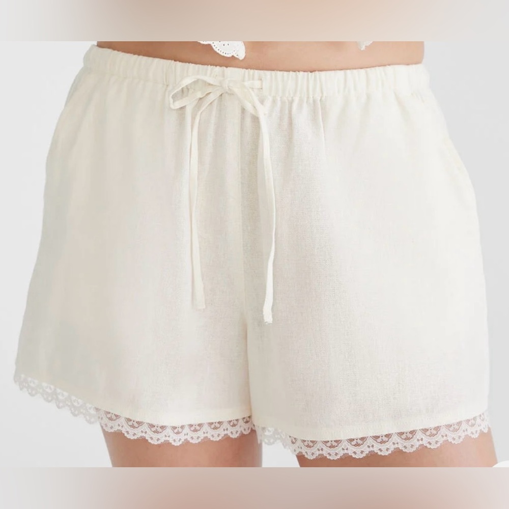 Aeropostale Cream Lace Trim Boxer Shorts
